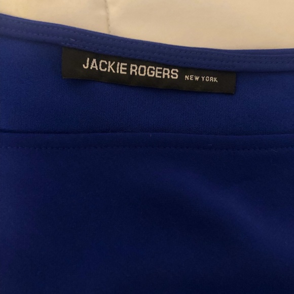 JACKIE ROGERS SIDE-TIE SHANNON TOP WITH KEYHOLE NECK - Picture 7 of 7